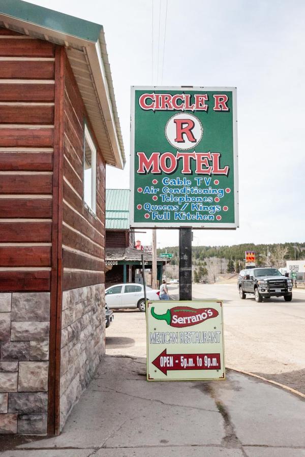 Circle R Motel East Glacier Park Village ภายนอก รูปภาพ